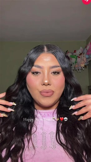 New Year's Makeup Tutorial for Queens and Kings
