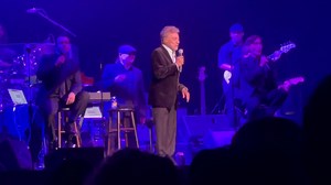 Frankie Valli - Rain - August 6, 2021 | Legendary Concerts