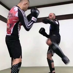 16K views | Kickboxing Masterclass: Day 11 of filming. Timing drill to counter the left kick. #kickboxing #kickboxingmasterclass #fusionfightgear #selfdefensetutorials #infightingmma #ritchieyip | InFighting Training Centres Vancouver | Facebook