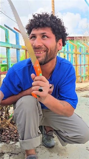 Poor man was mocked for his remote-controlled chicken 🚗 😢 💕