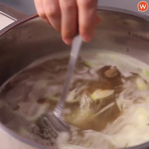 47 reactions · 25 shares | [Sponsored] ชวนมาทำเมนูเฮลตีกับ “ปลาเก๋าต้มเผือก” เมนูปลาทำง่าย ดีต่อสุขภาพ ถ้าพร้อมแล้วเข้ามาดูกันเถอะ ❤️❤️ . อ่านต่อได้ที่ https://www.wongnai.com/recipes/grouper-soup-with-taro | Wongnai Cooking | Facebook