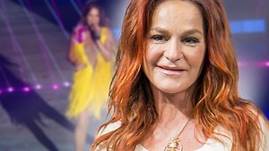 Sexy Bühnen-Look: Dieser knappe Fransen-Traum ist jede Sünde wert