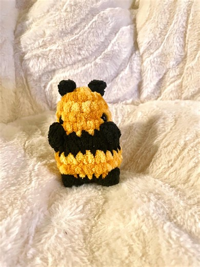 Baby Bee Plush Stuffie - Etsy