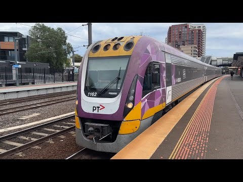V/Line VL62 Arriving & Departing Footscray Station from Wendouree to Melbourne