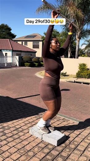 Full Body Workout Day 29: Cardio and Strength Routine