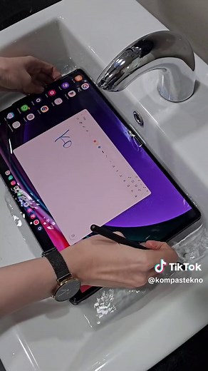 tablet Samsung Galaxy Tab S9 Ultra 5G water resistant IP68 test😎 #samsung #galaxytab #galaxytabs9 #galaxytabs9ultra #tablet