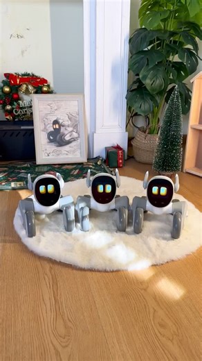 Loona Petbot Official on Instagram: "😱loona joining the trend : JUST GIVE MY MONEY 🥳😫 #loonapetbot #loonarobot #toys #funny #toyrobot"