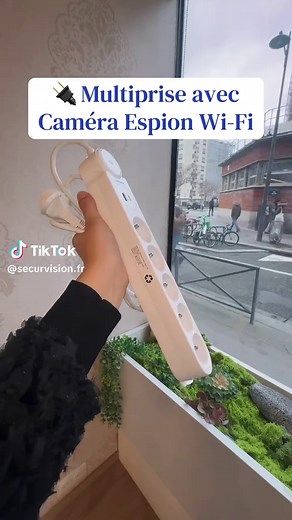 Multiprise avec Caméra Espion Wi-Fi à Paris