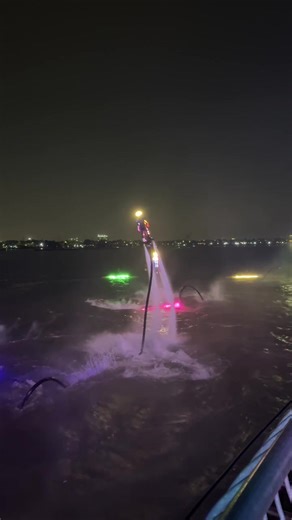 Sự kiện Countdown Biên Hoà 2025: Trình diễn nước và pháo hoa