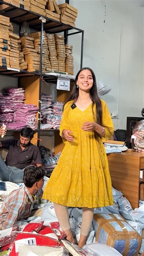 ✨ Starting an online business feels scary? Worried about investment or unsold stock? 😟 A smart way to begin is by choosing a risk-controlled model—where you don’t need to hold bulk stock and still grow your store across platforms like Amazon, Flipkart & Meesho. 📦🚀 Want to explore how this model works? 📩 DM/Comment “START” or contact on the number on screen. Follow for more online business guidance & success tips! 🌿 #OnlineBusinessTips #EcommerceSeller #SmallBusinessIndia #EntrepreneurIndia 