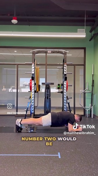 ⚡️2 Slideboard Body Saw Progressions The Slideboard Body Saw is a classic exercise for building anti-extension core strength. The Mini-Slide Training Board from @perform_better is the perfect training tool to get the job done. When you’re ready to level up, opt for the Slideboard 1-Leg Body Saw progression, which challenges both anti-extension core strength and anti-rotation core strength at the same time. #Strengthandconditioning #Strengthttraining #Sportperformance #Athleticperformance #Corest