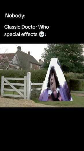 Classic Doctor Who Special Effects: Bringing the Flying Triangles to Life!