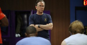 American crime, saison 2 : une longue bande-annonce sombre et brutale