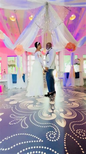 Every Studio Heart Wedding is a fairytale come to life, perfectly crafted to infuse the couple’s love story, personality, and style into every detail. The #WhiteDownTheAisle Wedding was a perfect combination of French Riviera Sensivity with Destination Water View. Dramatic white florals, cascading leaves, draping, crystals, candlelight, and a color-blocking floor plan inspired by a French mansion courtyard created the perfect atmosphere for a party that kept Fort Walton on the edge of their seat