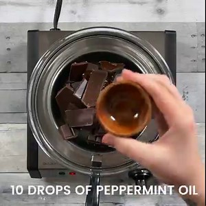 Looking for a sweet holiday treat that you can prepare at home? My peppermint bark recipe contains antioxidant-rich dark chocolate and cocoa butter; plus, its festive colors, that are naturally made with beet juice and spirulina, will definitely get you into the holiday spirit. Save the recipe: http://bit.ly/3aDWl6U | Dr. Josh Axe