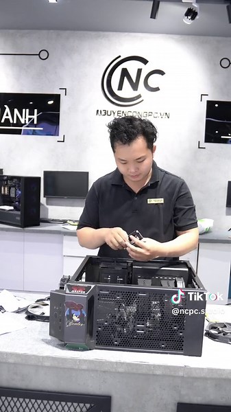 Hành trình giao PC 600 củ cực khủng đến Nha Trang