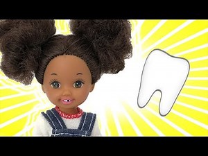 Little Elli Loses A Tooth! Barbie Sisters | Naiah and Elli Doll Show #10