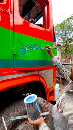 Street Artist Turns This Ordinary Truck Into a Masterpiece! 😱 #shorts #viral #art