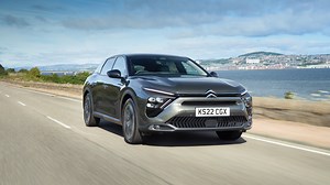 Citroen C5 X Review 2026 | Performance & Pricing