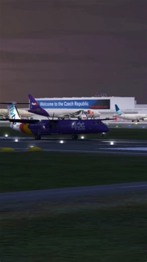 Flybe Dash 8 stopover in Prague #planegame #planespotting #worldofairports #short