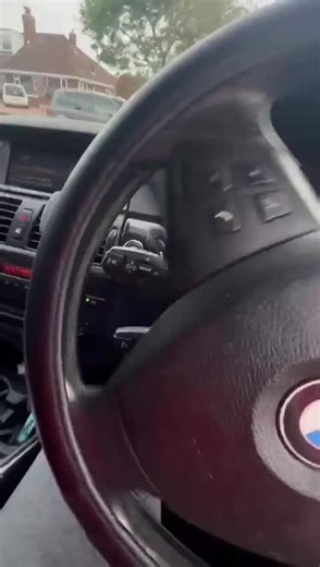 flying_llama (@flying_llama5)’s videos with original sound - LS