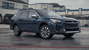 2023 Subaru Outback - MotorTrend