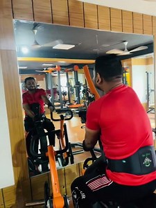 Low Row Machine!#bdyoutuber #love #gym #motivation