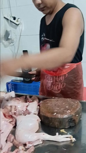 6.8K views · 57 reactions | Tutorial potong Filet... #sopalingmurah | ChickenArmy Gorontalo | Facebook