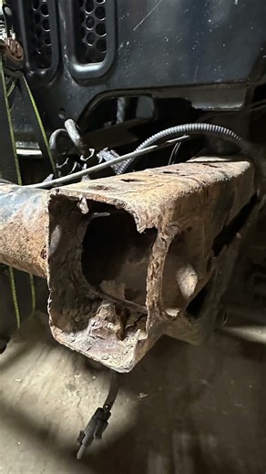 TJ JEEP RESTO! #rust #rustedframe #jeep #automobile #welding #truck #shorts #diy #mechanic #offroad