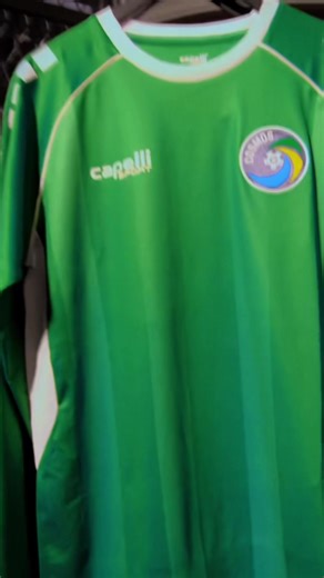 A look back at an unforgettable night in Times Square. New kit. New era. Same community. Thank you Pelé Store NYC and Capelli Sport for bringing this to life. Community. Club. Cosmos. Capelli Sport Pelé Soccer - Times Square NYC | New York Cosmos