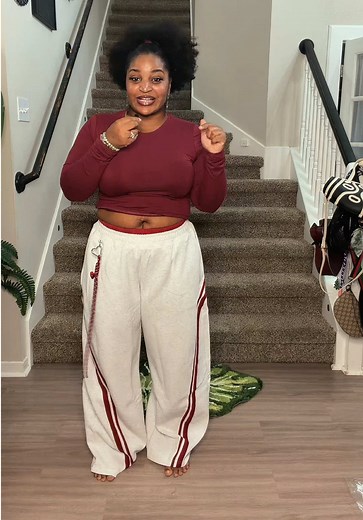 Wide Leg Sweatpants: Best Graphic & Striped Options for Women