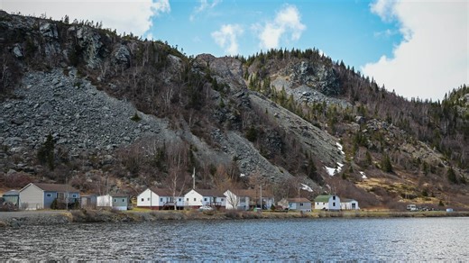 Residents of 'Canada's smallest town' are moving out | CBC News