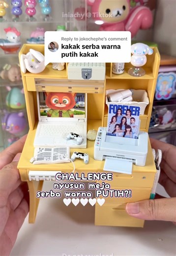 Rekomendasi Meja Belajar Warna Putih untuk Anak