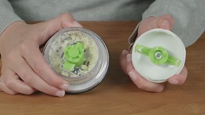 Mini Rolling Chopper: the more you roll, the more you chop! https://www.starfrit.com/en/mini-rolling-chopper Mini Hachoir à base rotative: plus vous roulez, plus vous coupez! https://www.starfrit.com/fr/mini-hachoir-a-base-rotative | Starfrit | Facebook