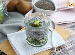 Rețetă budincă de chia și kiwi