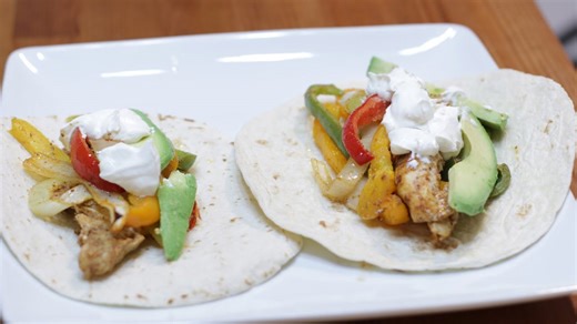 How to make fajitas | Easy sheet pan chicken fajitas recipe