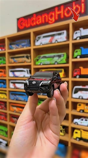 Miniatur 3D Print Toyota Fortuner VRZ 2021 Skala 1:43 Full Custom Plat dan Warna