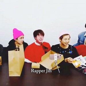 Learn the alphabet with seokjin 😂🤣 #JIN #fypシ゚ #army #BTS #bangtan #bangtanboys #armylover #bangtansonyeondan #bangtansonyeondan방탄소년단 #bangtanarmy #SEOKJIN | Mej Monsi