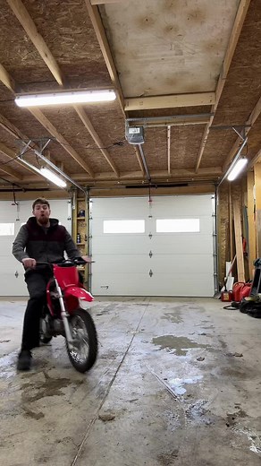 My stock CRF110 pit bike needs modifications immediately! Is the fully modified XR88 or stock CRF110 faster?🤔 #dirtbike #pitbike #pitbikebuild #motocross #pitbikes