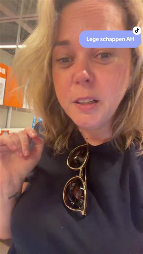 Lege schappen Albert Heijn: mijn ochtend en auto tegen paal