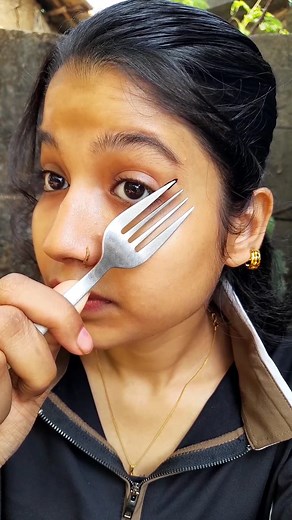 Eyeliner using spoon 🥄 ! | Payel Mondal