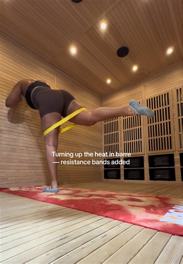 want more of a challenge in your hot barre class? Add resistance bands #barreclass #hotbarre #barreworkout #heatedworkout