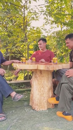 Tips & Tricks Fastest Build Log Table with Dovetail Joints!⚒️ . . . #woods #bollywoodsongs #woodshop #bollywoodstyle #woodstock #hollywoodstudios #woodsigns #intothewoods #bollywoodsong #hollywoodsmile #bollywoodstar #inthewoods #redwoods #backwoods #bollywoodstars | Wood Skills | Facebook