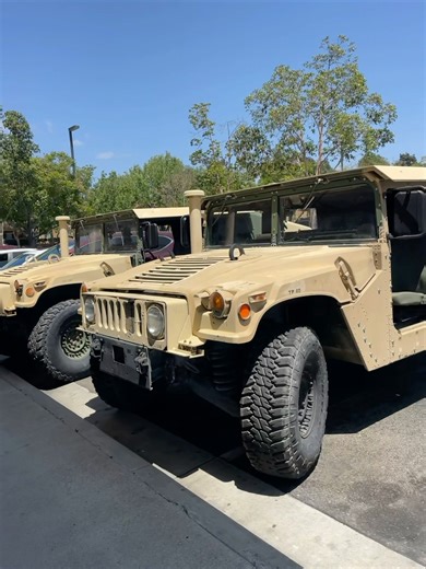 Humvee repair with two M1151 Humvees in California #humvee #armylover