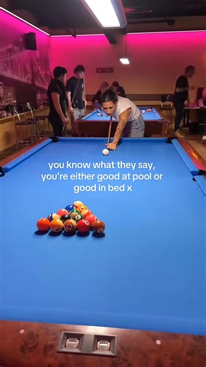 Off the table 💀 (via：@annokiaasha) #couple #coupleinlove #couplering | Barstoolsportsbest