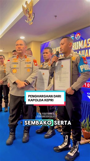 Alhamdulillah Puji Tuhan Terimaksih Jenderal atas penghargaan yang di berikan dan saya juga mengucapkan banyak terimakasih buat masyarakat yang sudah suport saya selama ini ,saya berjanji akan tetap konsisten untuk membantu dan melayani masyarakat yang tidak mampu dengan sepenuh hati,🙏😇 #viralreelsシ #fypシ゚ #polisi #berbagi #Sedekah