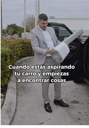 Ese es el mundo de Narnia por allá adentro 😂 . . . #carvacuum #cardetailing #yosoycesarvaldes #funny