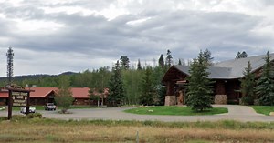 Woman dies after snowmobile accident near Daniels Summit