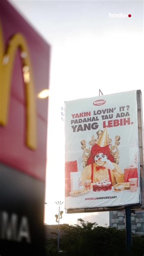Jualan Burger Hoolu: Cerita dan Iklan Kreatif 2022
