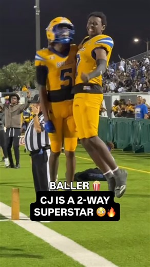 305 Sports on Instagram: "BEWARE OF CJ. He does it ALL 😤🍿 @14gump 5⭐️ WR Calvin Russell made BIG PLAYS on defense against Bishop Moore. Had a pick six and a receiving TD."